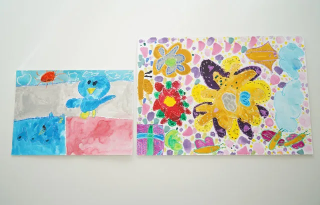 八つ切りと四つ切りの子供の絵2枚を並べたサイズ比較