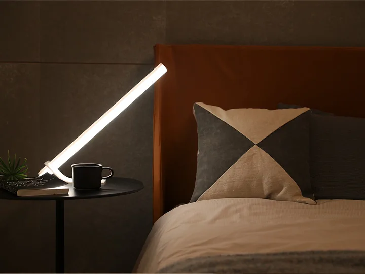 災害に備えて、万全の対策を。LEDランタン ポールライト